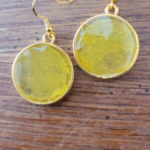 15 - Pendant jaune fluo